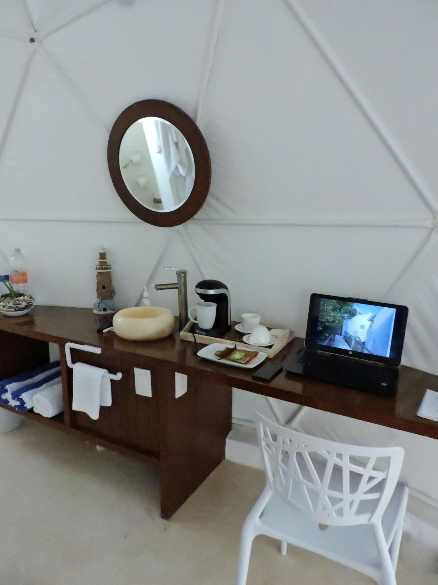 Cozy Near The Beach, Party Zone Tente de luxe Tulum